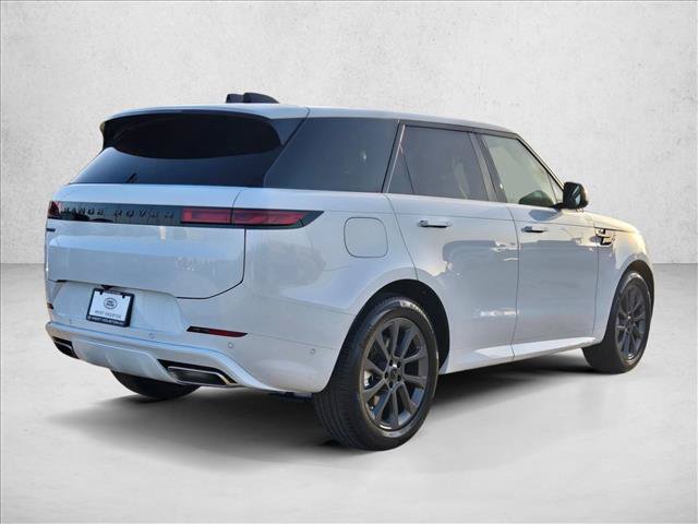 New 2026 Land Rover Range Rover Sport Dynamic SE AWD/4WD image 2