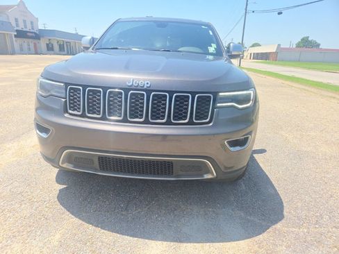 Used 2020 Jeep Grand Cherokee Limited w/ Luxury Group II RWD image 3