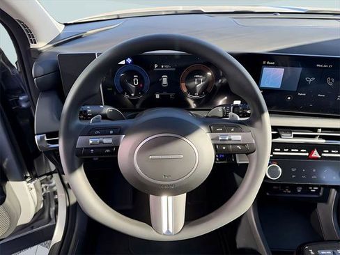 New 2026 Hyundai Tucson Blue SE image 17