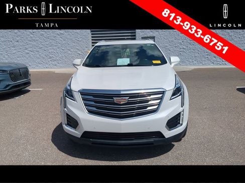 Used 2019 Cadillac XT5 Premium Luxury image 3