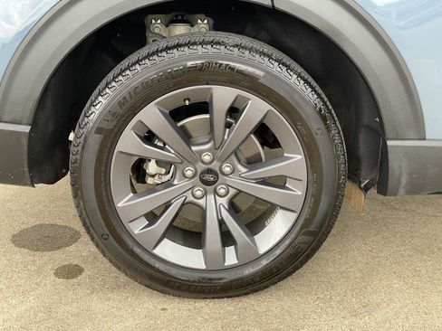 Used 2025 Ford Explorer Active w/ Active Comfort Package AWD/4WD image 52