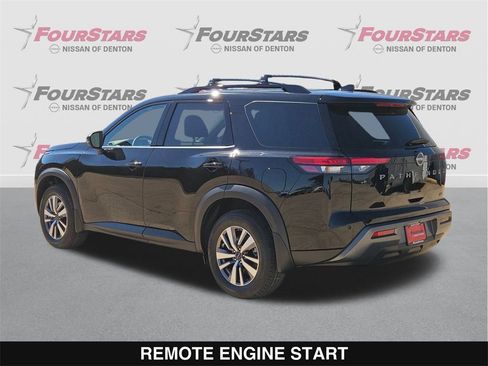 New 2026 Nissan Pathfinder SL image 7