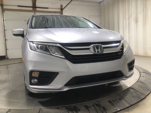 Used 2019 Honda Odyssey EX image 2