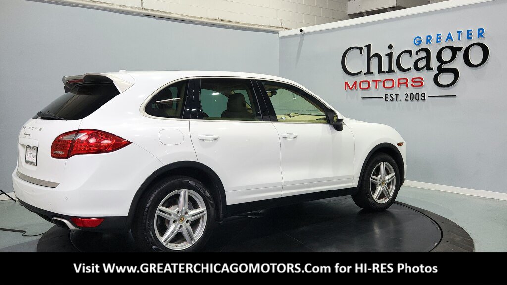 Used 2014 Porsche Cayenne Platinum Edition AWD/4WD image 12