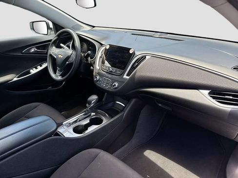 Used 2024 Chevrolet Malibu LT FWD image 28