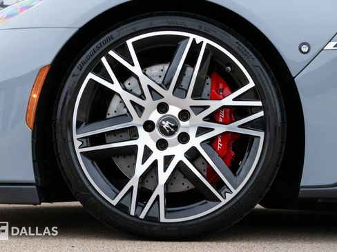 Used 2023 Maserati MC20 Coupe image 9