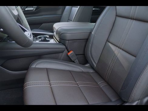 New 2026 Chevrolet Tahoe High Country image 3