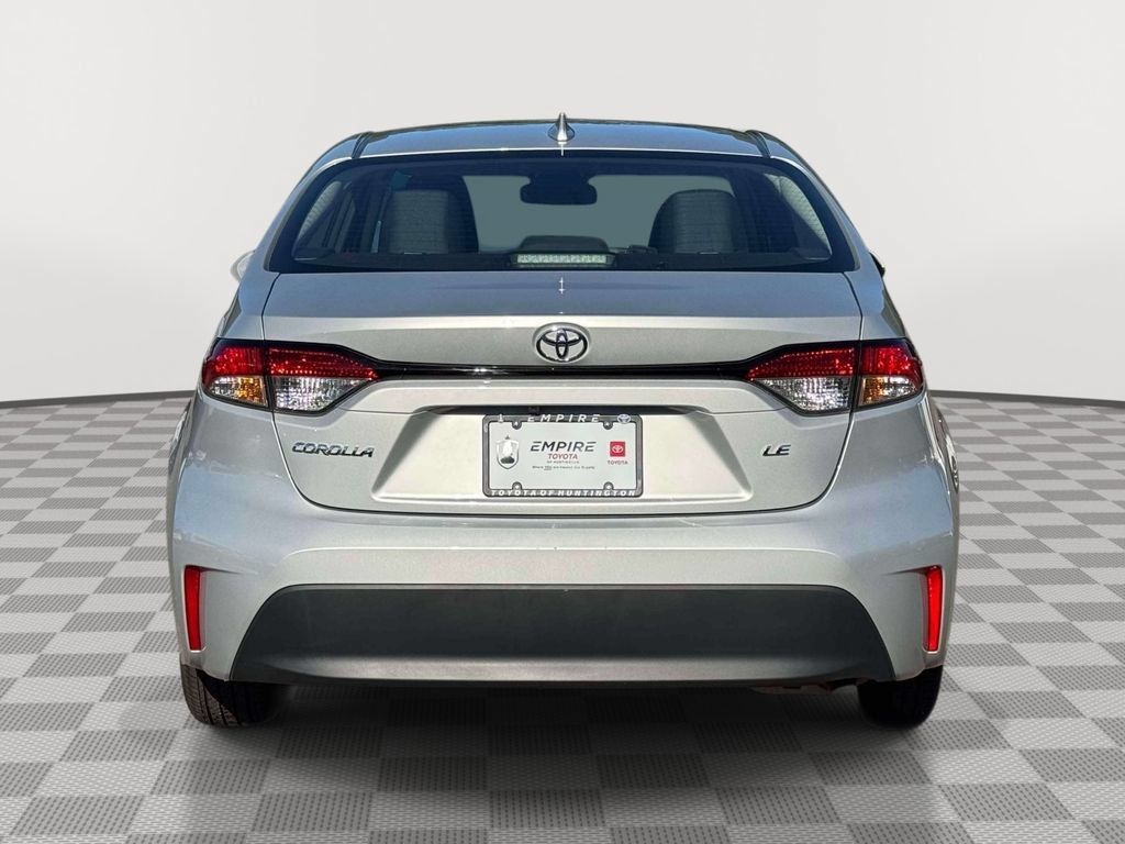 Used 2026 Toyota Corolla LE FWD image 6