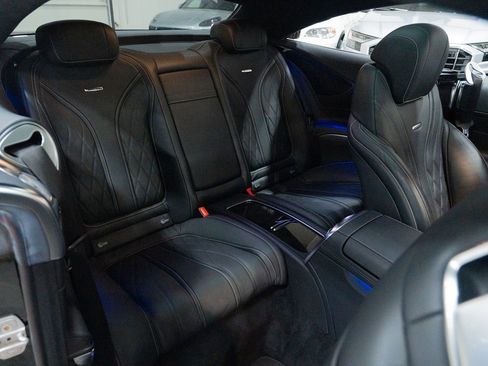 Used 2015 Mercedes-Benz S 63 AMG 4MATIC Coupe image 27