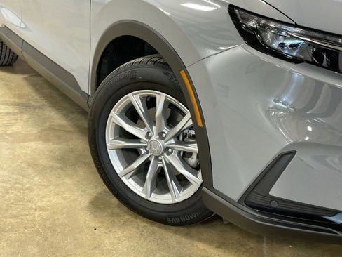 Used 2024 Honda CR-V EX-L image 11