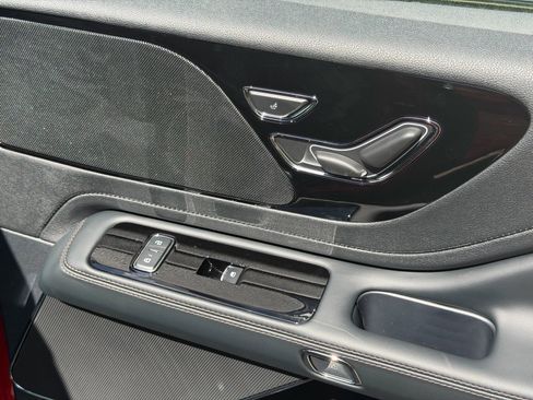 New 2026 Lincoln Aviator AWD image 13