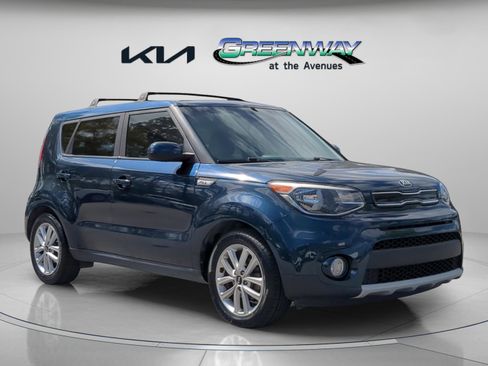 Used 2019 Kia Soul + w/ Audio Package image 2