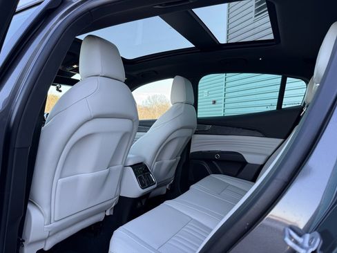 Used 2023 Maserati Grecale Modena image 23