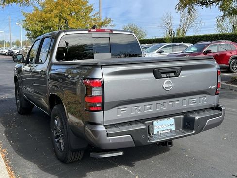 New 2026 Nissan Frontier SV w/ Tow Package AWD/4WD image 4