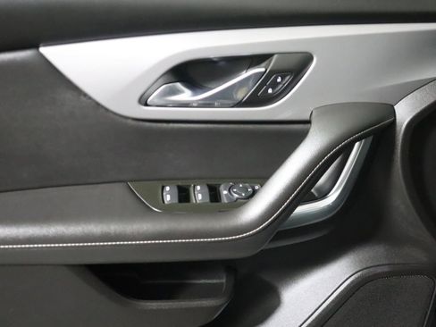 Used 2023 Chevrolet Blazer LT image 30