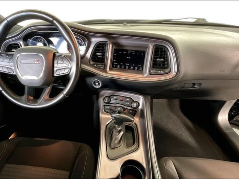 Used 2023 Dodge Challenger SXT image 21