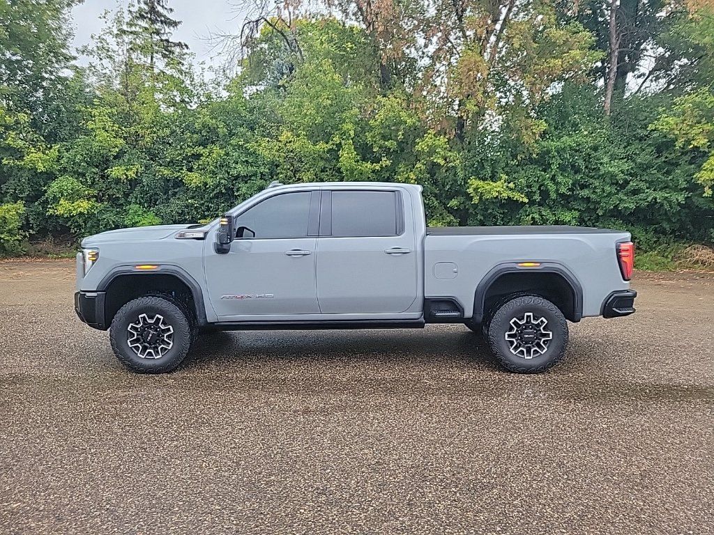 Used 2024 GMC Sierra 2500 AT4X AWD/4WD image 19