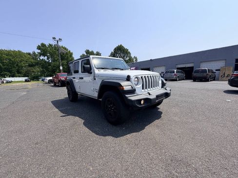 Used 2018 Jeep Wrangler Unlimited Sport AWD/4WD image 33