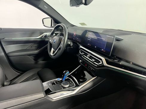 Used 2023 BMW i4 eDrive35 w/ Premium Package image 31