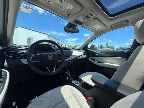 Used 2023 Buick Encore GX Essence w/ Experience Buick Package FWD image 17