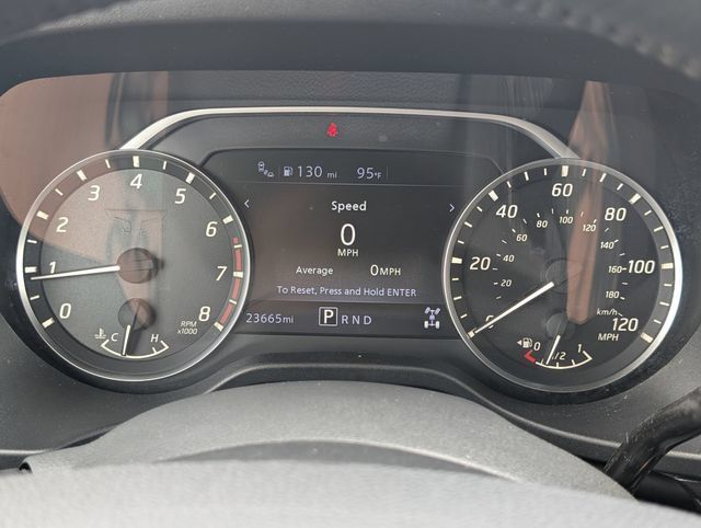 Used 2024 Nissan Titan SV w/ SV Bronze Edition Package AWD/4WD image 19
