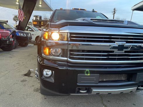 Used 2017 Chevrolet Silverado 3500 High Country w/ Duramax Plus Package AWD/4WD image 67