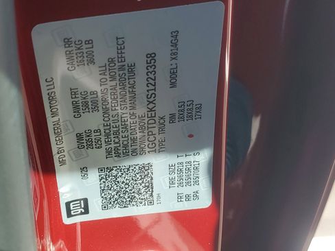 Used 2025 Chevrolet Colorado Z71 w/ Technology Package image 21