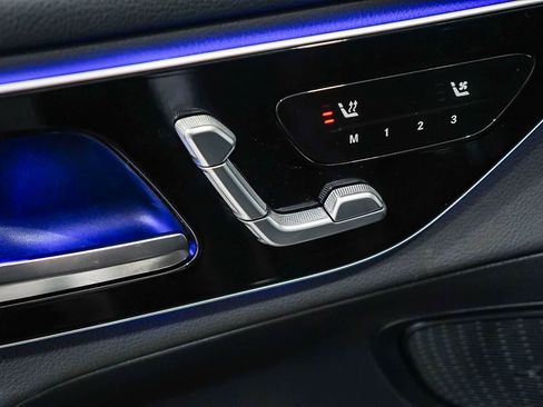 Certified 2026 Mercedes-Benz GLC 300 image 24