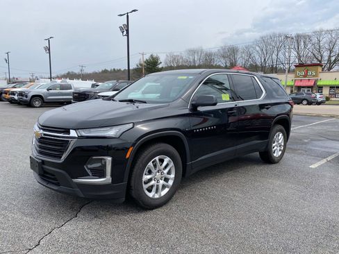 Used 2024 Chevrolet Traverse LS w/ LPO, Floor Liner Package AWD/4WD image 1