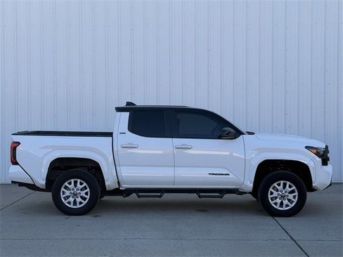 Used 2024 Toyota Tacoma SR5 w/ SR5 Upgrade Package image 3
