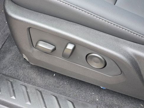 New 2026 GMC Canyon Elevation w/ Convenience Package image 24