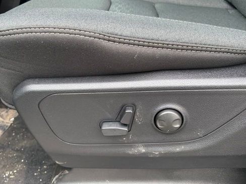 New 2026 RAM 1500 4x4 Crew Cab image 16