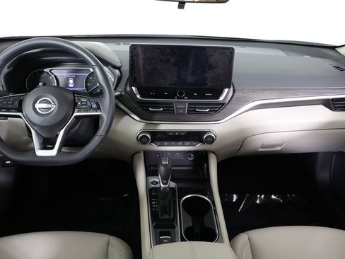Used 2024 Nissan Altima 2.5 SL image 38