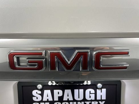 Used 2024 GMC Yukon Denali w/ Denali Reserve Package AWD/4WD image 32
