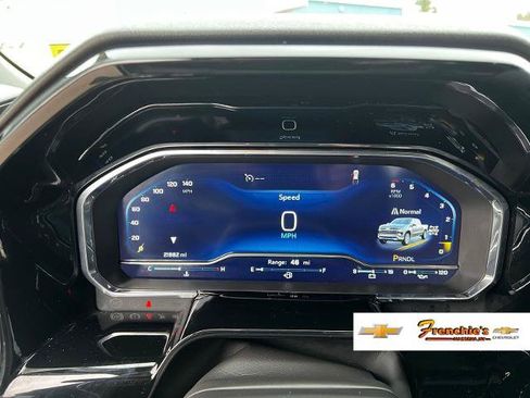 Used 2023 Chevrolet Silverado 1500 LT AWD/4WD image 32
