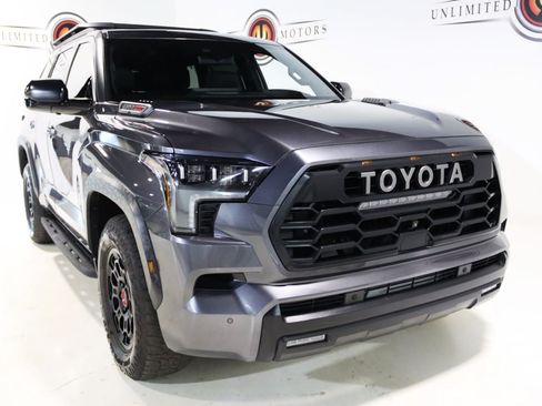 Used 2025 Toyota Sequoia TRD Pro AWD/4WD image 28