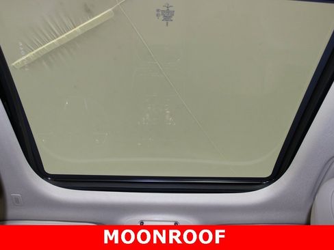 Used 2022 Lincoln Nautilus Reserve image 16