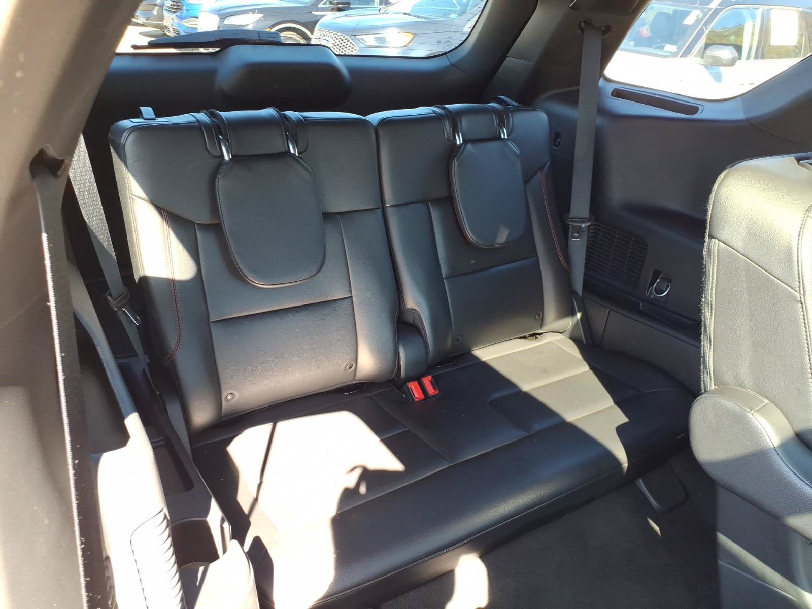 Used 2023 Ford Explorer ST-Line w/ Class IV Trailer Tow Package AWD/4WD image 10
