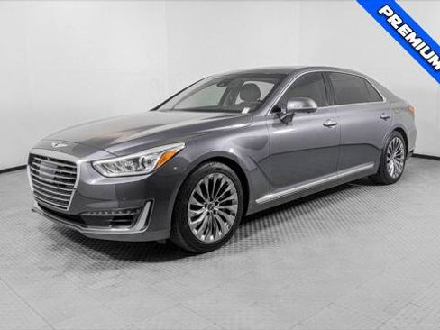 Used 2017 Genesis G90 3.3T Premium image 2