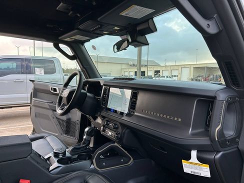New 2026 Ford Bronco Badlands AWD/4WD image 30