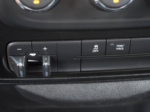 Used 2018 RAM 1500 Tradesman w/ Popular Equipment Group AWD/4WD image 23