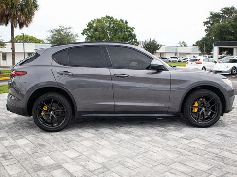 Used 2019 Alfa Romeo Stelvio w/ Nero Edizione RWD image 10