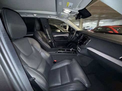 Used 2024 Volvo XC90 T8 Ultimate AWD/4WD image 4