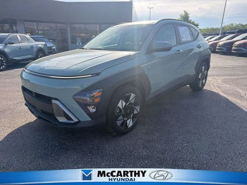 Used 2025 Hyundai Kona SEL FWD image 1
