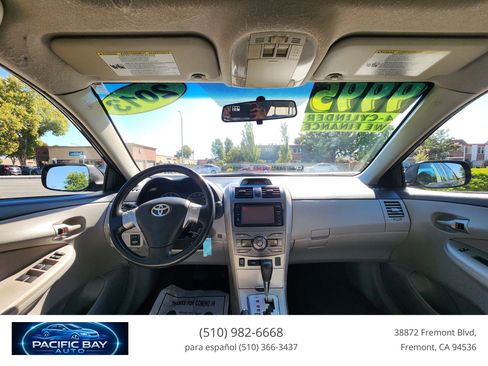 Used 2013 Toyota Corolla LE w/ Premium Complete Pkg FWD image 12