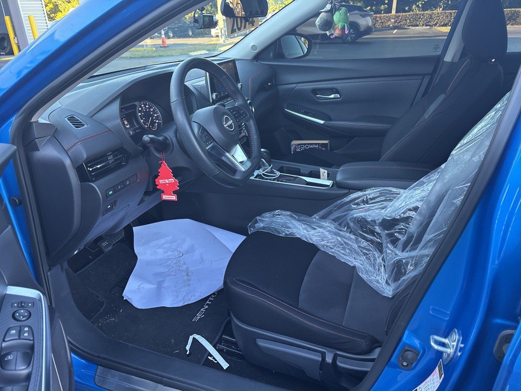 Certified 2024 Nissan Sentra SR FWD image 6