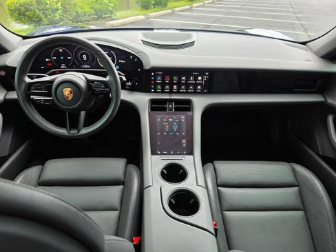 Used 2021 Porsche Taycan RWD image 2