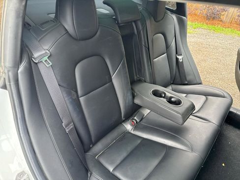 Used 2019 Tesla Model 3 Standard Range Plus RWD image 15