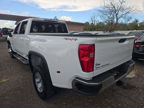 Used 2024 Chevrolet Silverado 3500 LT image 4
