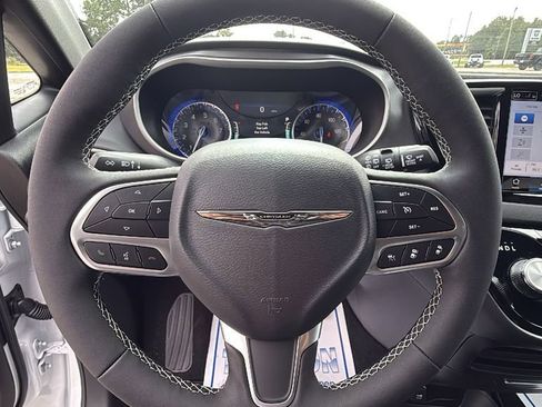 New 2026 Chrysler Voyager LX image 22